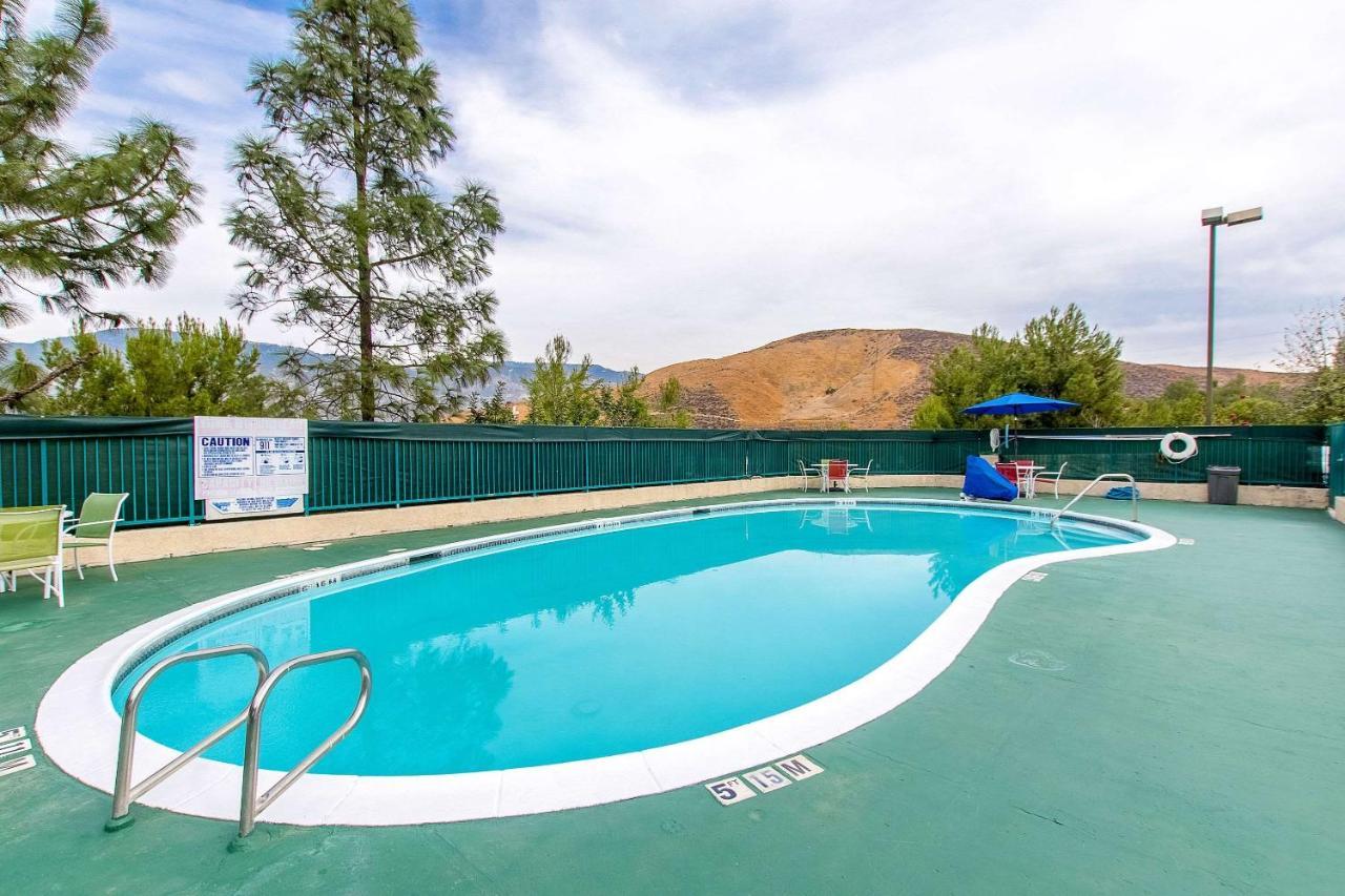 San Bernandino Inn & Suites San Bernardino Luaran gambar