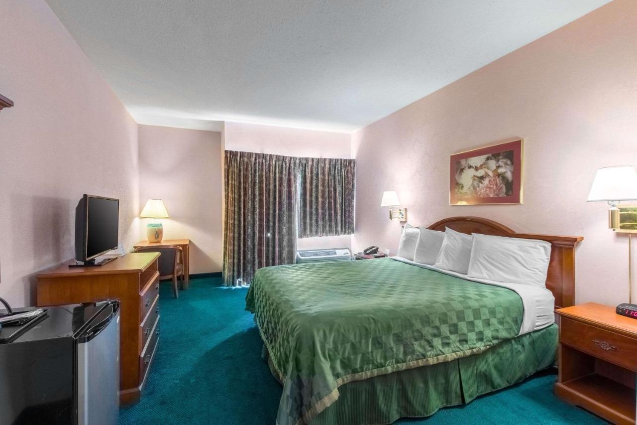 San Bernandino Inn & Suites San Bernardino Luaran gambar
